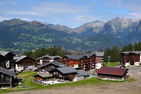Peaceful Mountain Apartment in Morillon