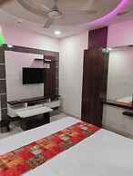 HOTEL LOTUS GOLD