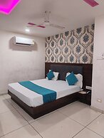 HOTEL LOTUS GOLD