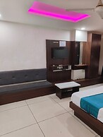 HOTEL LOTUS GOLD
