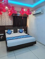 HOTEL LOTUS GOLD