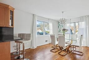 Luxury NYC Home Game Room Free Parking