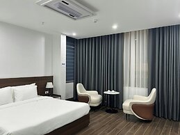 Elegant Hotel