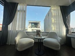 Elegant Hotel