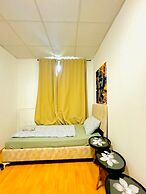 Cityside Two Bedroom Apt Budget Stay