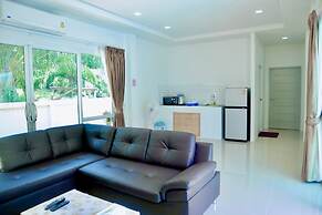 Le poulet poolvilla khanom