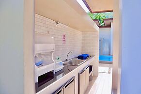 Le poulet poolvilla khanom