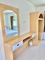 Le poulet poolvilla khanom