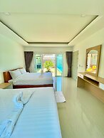 Le poulet poolvilla khanom