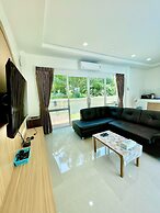 Le poulet poolvilla khanom