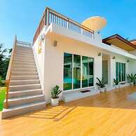 Le poulet poolvilla khanom