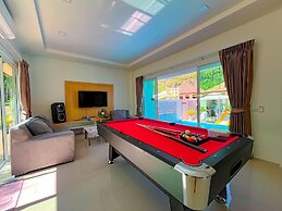 Le poulet poolvilla khanom