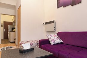 Modern 2BR Apartment Near Millennium