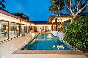 Spacious Private 4 BR Villa With a Working Office