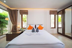 Spacious Private 4 BR Villa With a Working Office