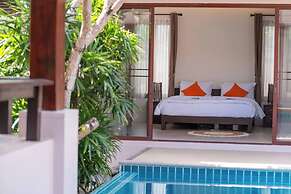 Spacious Private 4 BR Villa With a Working Office