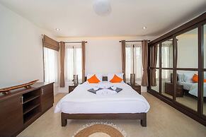 Spacious Private 4 BR Villa With a Working Office