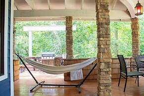 Creekside Haven With Dock Scenic Views