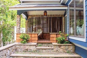 Creekside Haven With Dock Scenic Views