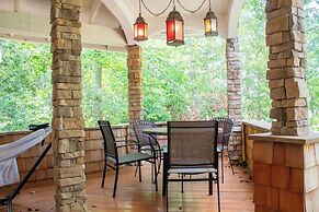 Creekside Haven With Dock Scenic Views