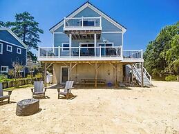 4-bedroom Luxury Private Beach Getaway