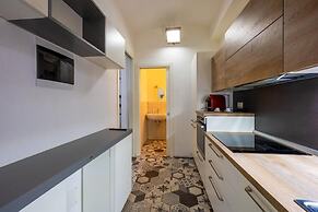 Emilia Suite Edition