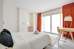 Exceptional 3bdr/6p apt - View of the Eiffel Tower