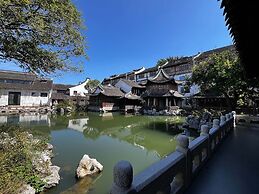 XUANDE GATE HOTEL