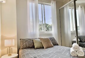 Central Bondi Getaway - up to 8 Guest