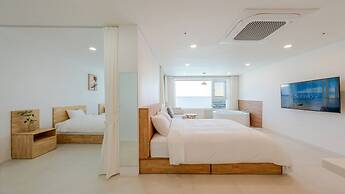 Donghae Badadam Ocean View Spa Pension