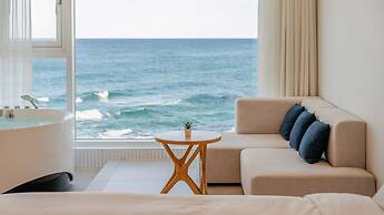 Donghae Badadam Ocean View Spa Pension