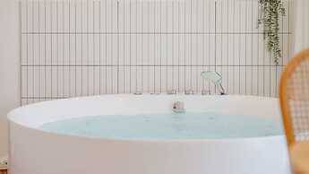 Donghae Badadam Ocean View Spa Pension
