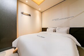 HOTEL JUNO