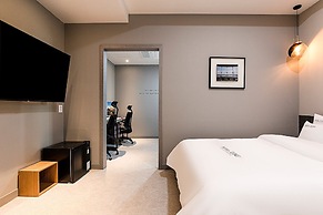 HOTEL JUNO