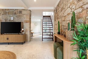 The Flintstones Luxury Stone Stay