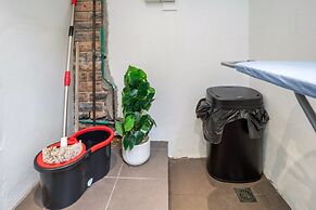 The Flintstones Luxury Stone Stay