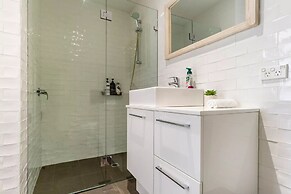 The Flintstones Luxury Stone Stay