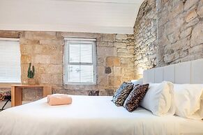 The Flintstones Luxury Stone Stay