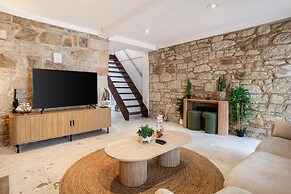 The Flintstones Luxury Stone Stay