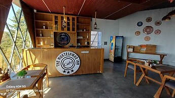 The Mukteshwar Inn Rooftop Cafe