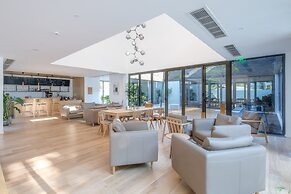 LOSTVILLA Green Gable-Anji