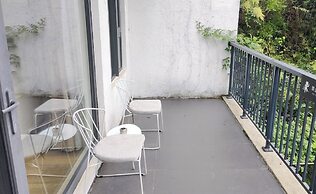 LOSTVILLA Green Gable-Anji