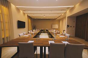 Dally Apart Hotel