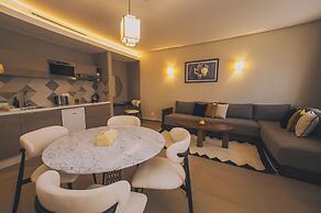 Dally Apart Hotel