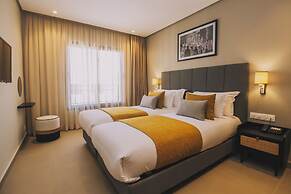 Dally Apart Hotel