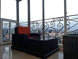 Appart'hôtel Micheline Suites Bastos