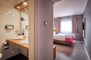 Luna Inn