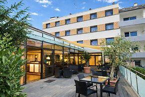 Luna Inn