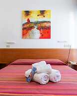 HOTEL LAURA