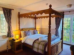 The Little Silver Country Hotel
